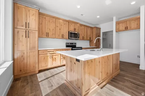 4108 S 2835 W #320, Roy, UT 84067