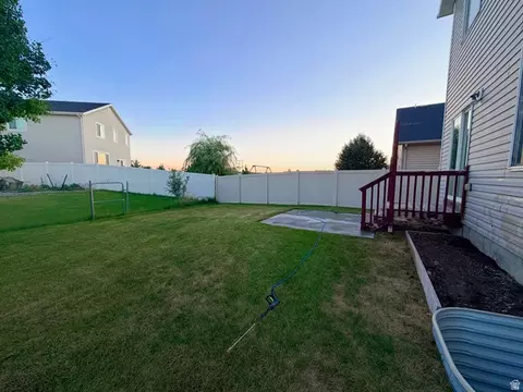 1518 E Shadow Dr, Eagle Mountain, UT 84005 photo 5