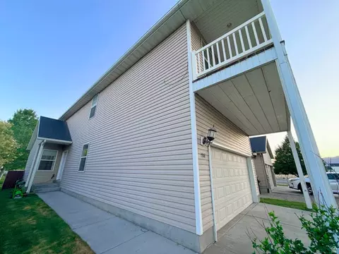 1518 E Shadow Dr, Eagle Mountain, UT 84005 photo 3