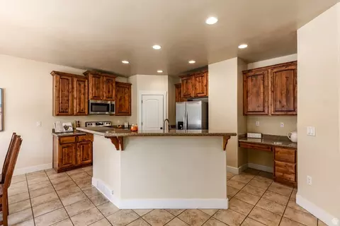 1848 E Rouen Cir, Holladay, UT 84117 photo 9