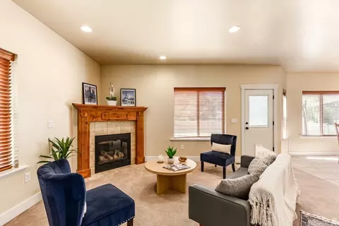 1848 E Rouen Cir, Holladay, UT 84117 photo 2