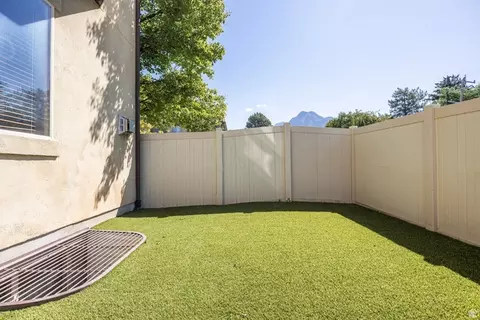 Exterior - 1848 E Rouen Cir, Holladay, UT 84117 photo 5 of 10
