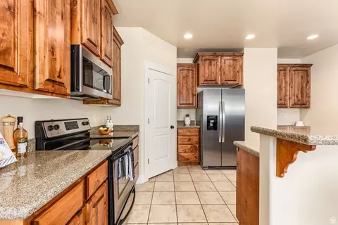 1848 E Rouen Cir, Holladay, UT 84117 photo 10