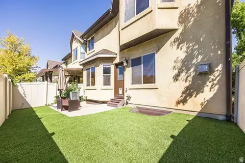 Exterior - 1848 E Rouen Cir, Holladay, UT 84117 photo 2 of 10