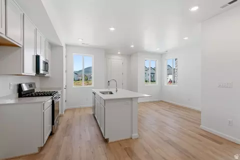1296 E 1670 N #910, Payson, UT 84651 photo 4