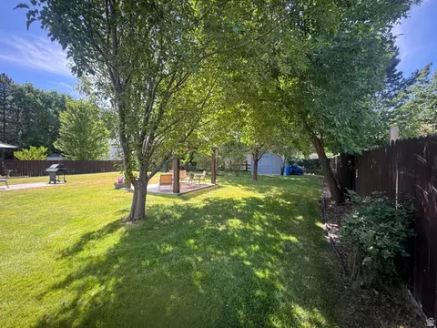 2425 E View Dr, South Weber, UT 84405 photo 32