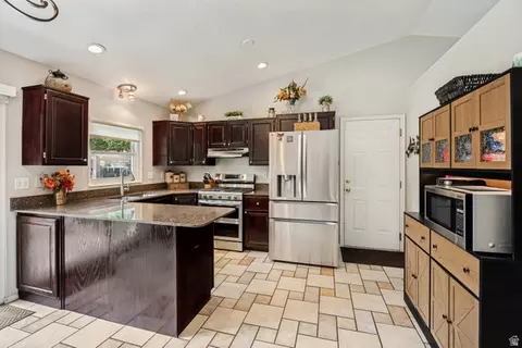2425 E View Dr, South Weber, UT 84405 photo 7