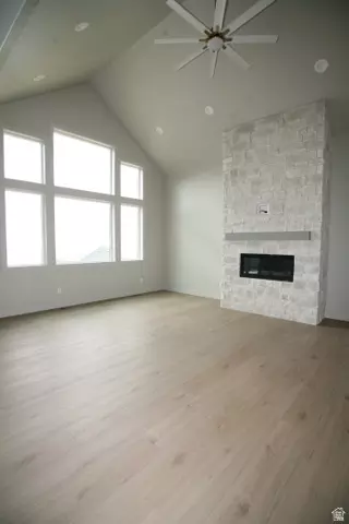 635 E Mountain Rd N, North Ogden, UT 84414 photo 3