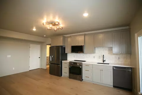 635 E Mountain Rd N, North Ogden, UT 84414 photo 20