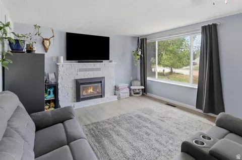 413 E 100 N, Grace, ID 83241 photo 2