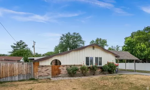 3670 S Lee Maur St W, West Valley City, UT 84119