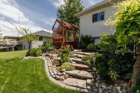 Exterior - 721 S 500 E, Providence, UT 84332 photo 8 of 20