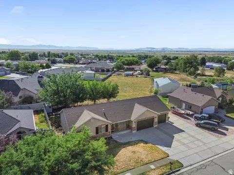 View/Area - 2212 S 450 W, Perry, UT 84302 photo 2 of 5