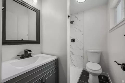 Bath - 9135 S 510 E, Sandy, UT 84070 photo 1 of 5