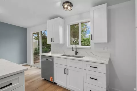 Kitchen - 9135 S 510 E, Sandy, UT 84070 photo 2 of 3