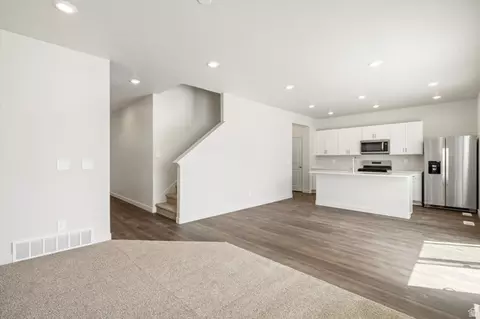 946 Eden St #1695, Eagle Mountain, UT 84005 photo 9