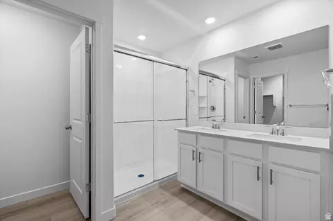Bath - 946 Eden St #1695, Eagle Mountain, UT 84005 photo 2 of 4