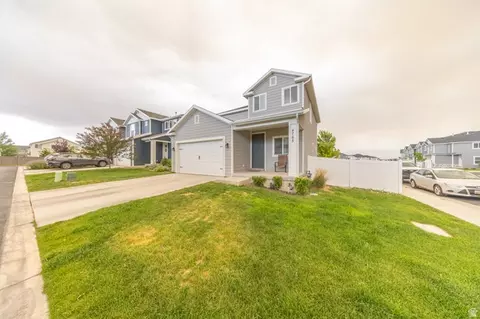 4765 E Breezy Patch Rd, Eagle Mountain, UT 84005 photo 2