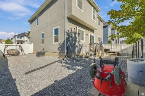Exterior - 4765 E Breezy Patch Rd, Eagle Mountain, UT 84005 photo 5 of 6