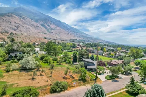 Undisclosed, Cedar Hills, UT 84062 photo 2