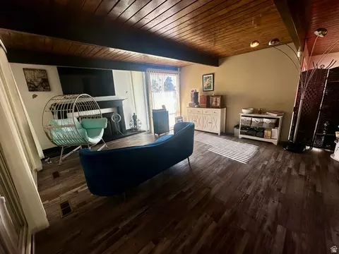 Living - 1115 S Canyon Crest Dr E, Bountiful, UT 84010 photo 1 of 7