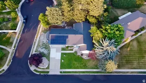 View/Area - 1115 S Canyon Crest Dr E, Bountiful, UT 84010 photo 3 of 3