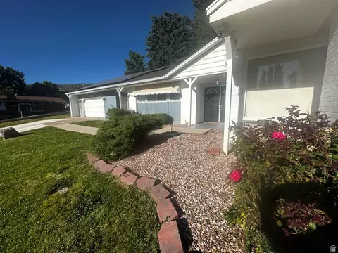 Exterior - 1115 S Canyon Crest Dr E, Bountiful, UT 84010 photo 6 of 15