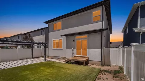 4184 E Sun Crest Dr, Eagle Mountain, UT 84005 photo 23