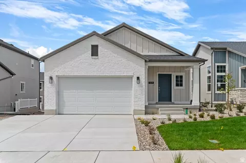 8218 W Diamond Peak Way, Magna, UT 84044