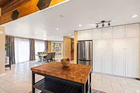 Kitchen - 460 E Landslide Rd S, Central Valley, UT 84754 photo 5 of 5