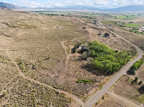 View/Area - 460 E Landslide Rd S, Central Valley, UT 84754 photo 6 of 13