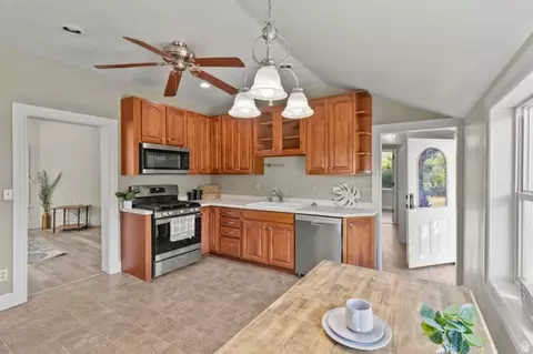148 S 300 E, Logan, UT 84321 photo 8