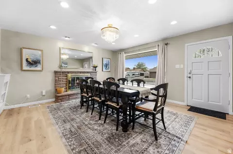 Dining - 9505 S Garnet Dr E, Sandy, UT 84094 photo 1 of 2