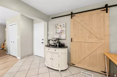 Entry Way - 9505 S Garnet Dr E, Sandy, UT 84094 photo 2 of 2
