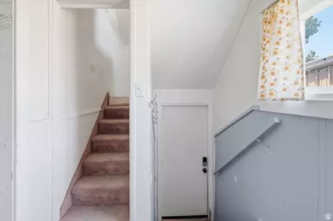 Entry Way - 395 N 400 W, Logan, UT 84321 photo 3 of 4