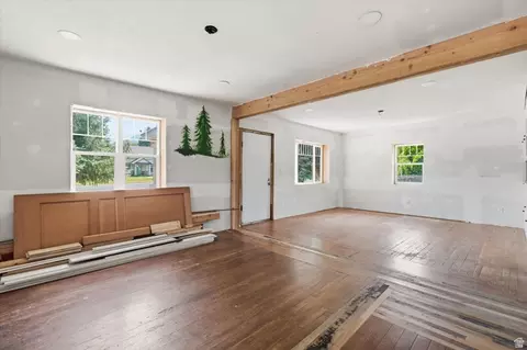 Living - 395 N 400 W, Logan, UT 84321 photo 1 of 4