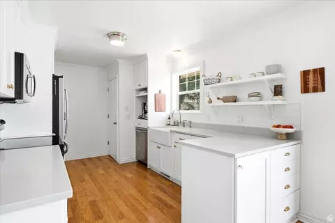 Kitchen - 126 E 200 N, Bountiful, UT 84010 photo 3 of 3