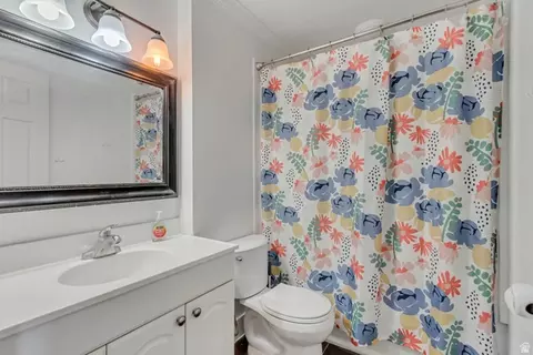 360 E Center St, Centerville, UT 84014 photo 31