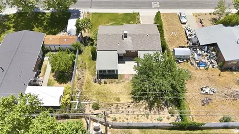 View/Area - 851 E Galena Dr, Sandy, UT 84094 photo 2 of 9