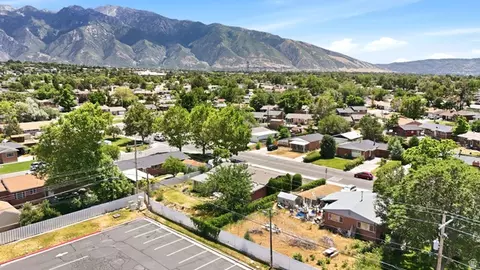 View/Area - 851 E Galena Dr, Sandy, UT 84094 photo 4 of 9
