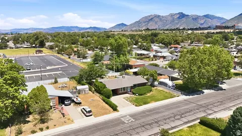 View/Area - 851 E Galena Dr, Sandy, UT 84094 photo 6 of 9