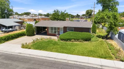 View/Area - 851 E Galena Dr, Sandy, UT 84094 photo 1 of 9