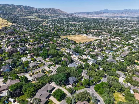 1894 E Bear Creek Dr, Draper, UT 84020 photo 21
