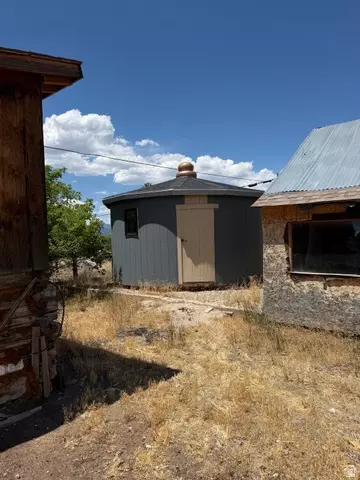255 E Center St, Spring City, UT 84662 photo 30