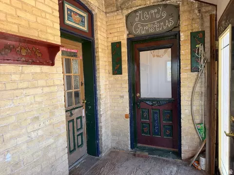 255 E Center St, Spring City, UT 84662 photo 4