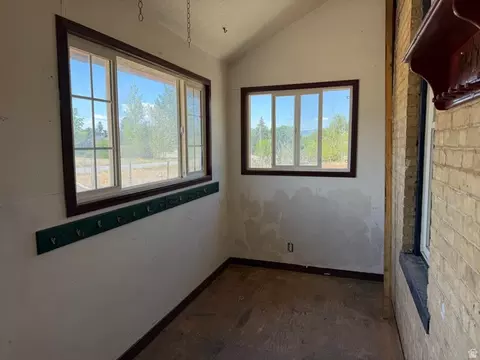 255 E Center St, Spring City, UT 84662 photo 5