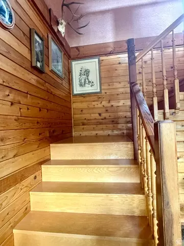 Entry Way - 802 S 810 E, Teasdale, UT 84773 photo 1 of 4