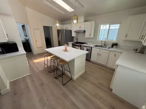 11313 S Hidden Vale Ln, Sandy, UT 84070 photo 3