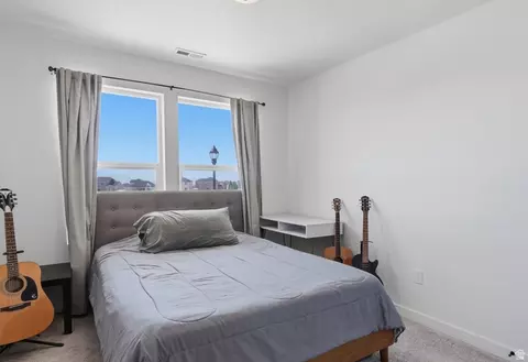 Bedroom - 2104 E Heritage Dr, Spanish Fork, UT 84660 photo 2 of 4