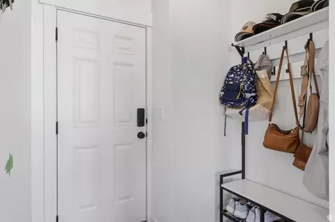 Entry Way - 2104 E Heritage Dr, Spanish Fork, UT 84660 photo 3 of 5